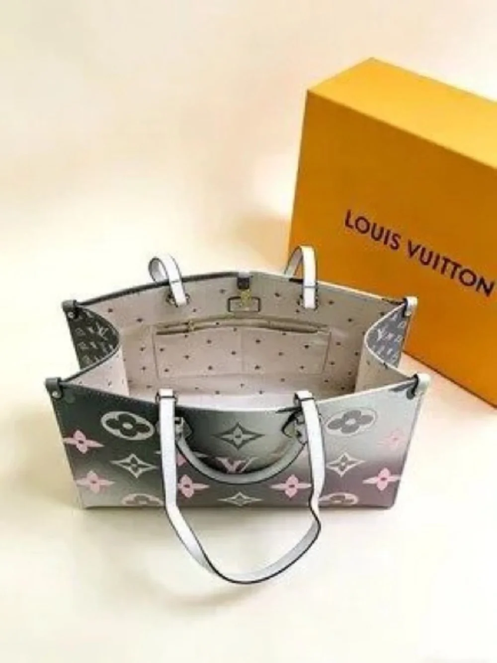 Louis Vuitton Onthego GM Monogram Gradient Pink